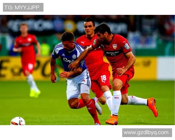 卡斯鲁厄与鲁厄的激烈对决谁能在这场较量中胜出